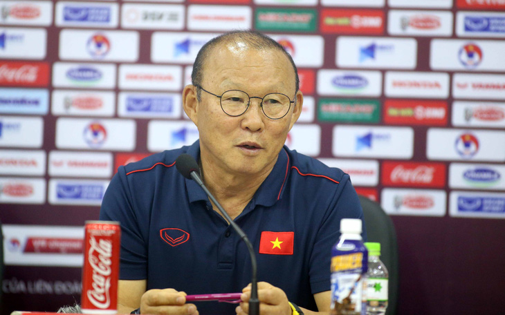 Ông Park: 'Chanathip đá ở Nhật Bản nhưng Quang Hải được mời đá ở Tây Ban Nha'