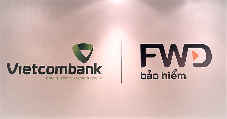 Bảo hiểm FWD bỏ ra 1 tỉ USD để hợp tác với Vietcombank? - Ảnh 1.