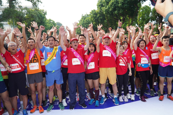 Vietjet cùng máy bay Amy chạy tiếp sức tại giải Kizuna Ekiden 2019 - Ảnh 4.