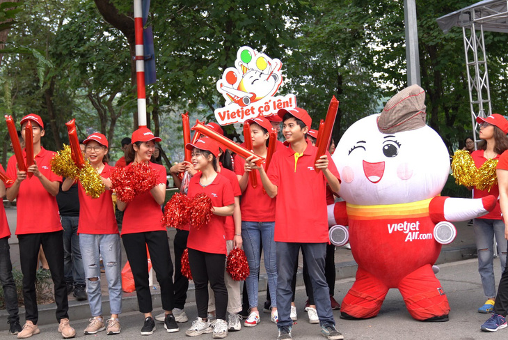 Vietjet cùng máy bay Amy chạy tiếp sức tại giải Kizuna Ekiden 2019 - Ảnh 7.