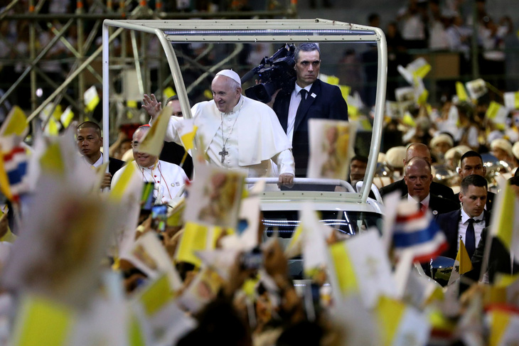 Giáo hoàng nói về nạn mại dâm khi hành lễ ở Thái Lan - Ảnh 2.