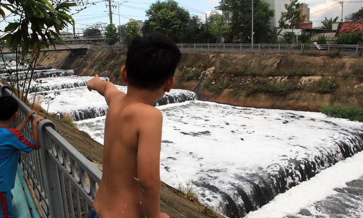 Hệ thống sông Đồng Nai: tứ bề thọ nguồn gây ô nhiễm - Ảnh 3.