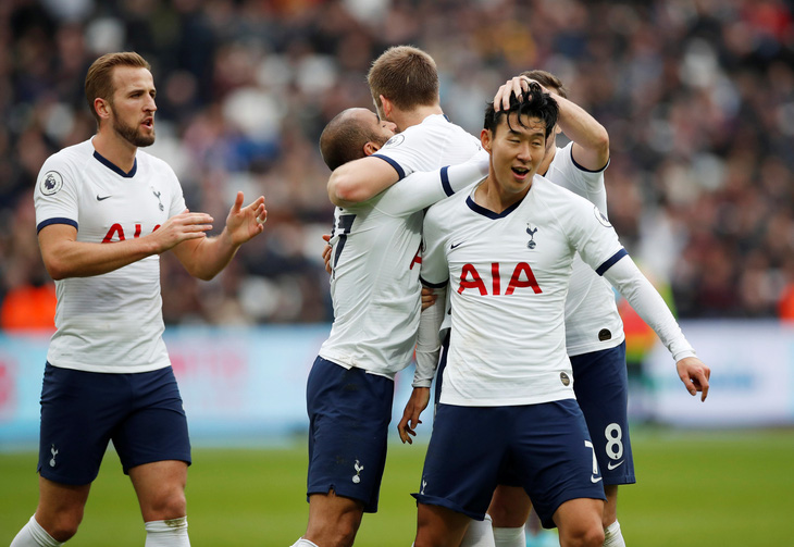 Tottenham thắng vất vả West Ham trong ngày ra mắt của HLV Mourinho - Ảnh 1.