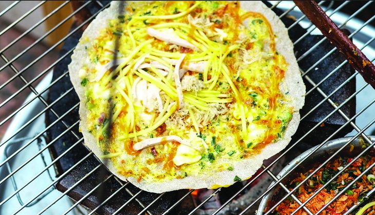Pizza Đà Lạt: món ăn hè phố tình tứ mùa se lạnh - Ảnh 3.