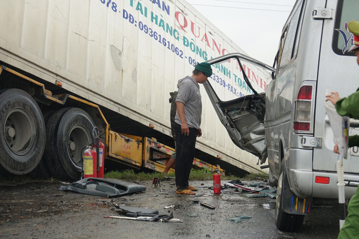 Vụ tai nạn 3 người chết ở Quảng Ngãi: Người trên xe container dính ma túy - Ảnh 1.