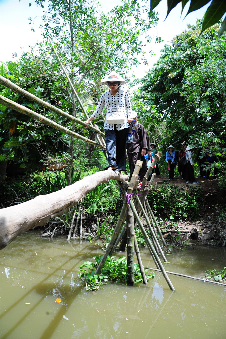 Săn tour khuyến mại tại gian hàng  lữ hành Fiditour - Ảnh 2.