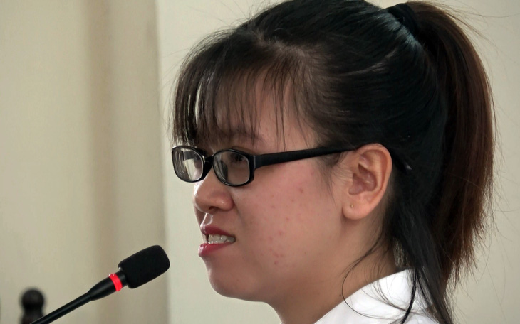 Vụ Alibaba: Nguyễn Huỳnh Tú Trinh bị đề nghị mức án đến 5 năm 6 tháng tù.