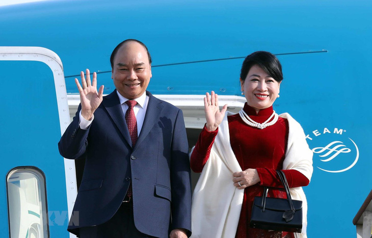 Thủ tướng Nguyễn Xuân Phúc thăm chính thức Hàn Quốc - Ảnh 1.