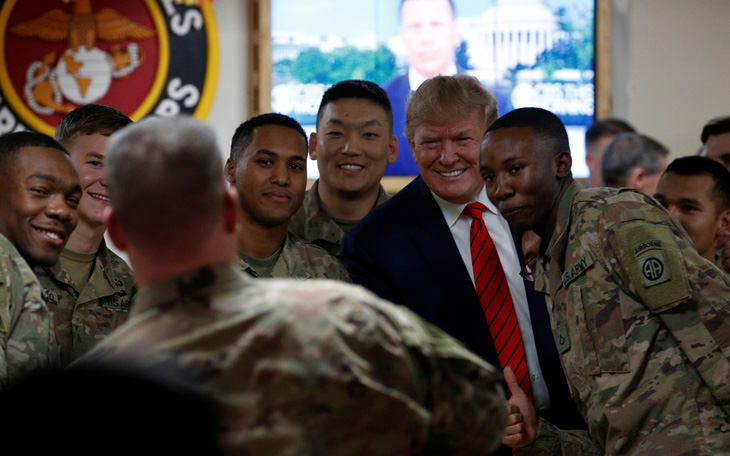Ông Trump bất ngờ thăm binh sĩ Mỹ tại Afghanistan dịp lễ Tạ ơn