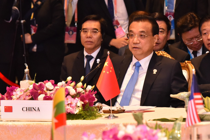 Trung Quốc lại hối thúc ASEAN hoàn tất COC trong 3 năm - Ảnh 1.
