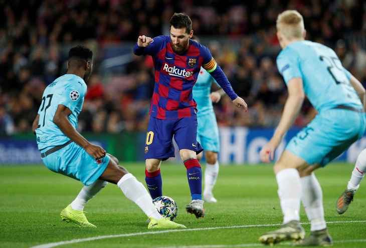 Messi ‘tịt ngòi’, Barcelona bị Slavia Prague cầm chân tại Nou Camp - Ảnh 1.