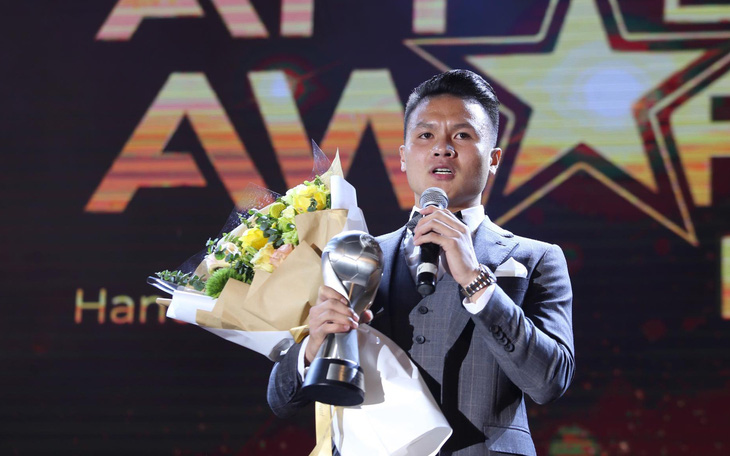 HLV Park Hang Seo, Quang Hải thắng Giải HLV và cầu thủ của năm tại AFF Awards 2019