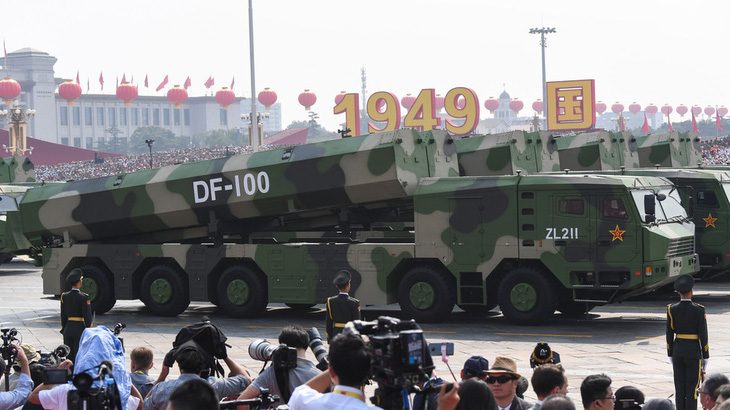 Quan chức Bắc Kinh: Mỹ đừng tính chuyện đưa tên lửa lại gần Trung Quốc - Ảnh 2.