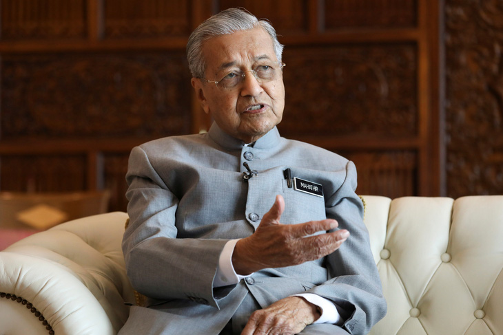 Thủ tướng 94 tuổi của Malaysia sẽ lùi về hậu trường vào năm sau? - Ảnh 1.
