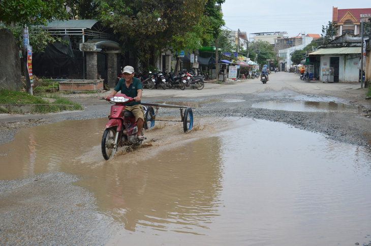 Nhà thầu Trung Quốc lại xin khất trả 7 tuyến đường mượn thi công cao tốc - Ảnh 2.