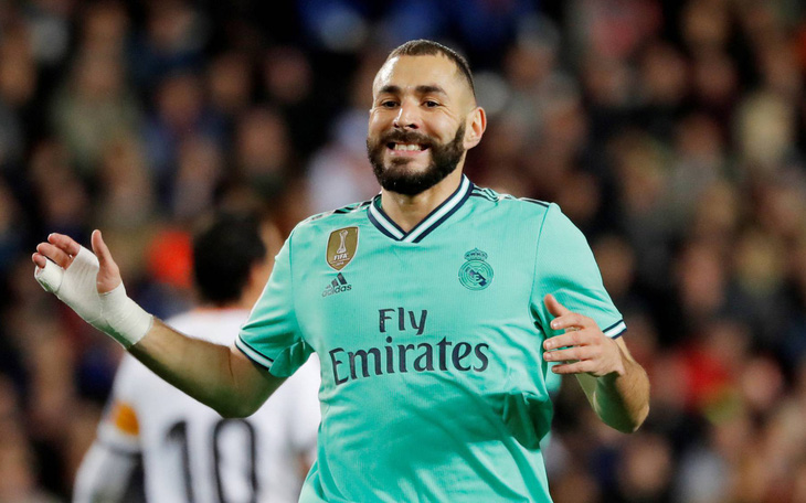 Benzema nổ súng phút 90+4 giúp R.M có 1 điểm