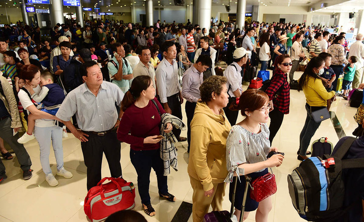 Đủ thứ tiếng ồn ở các sân bay Việt Nam - Ảnh 1.