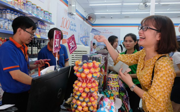 Cột mốc mới của Co.op Smile: 100 cửa hàng trở thành điểm kết nối dân cư