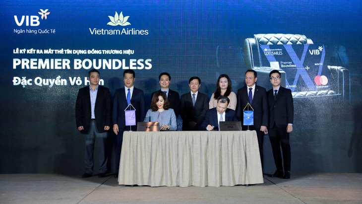 VIB và Vietnam Airlines hợp tác ra mắt dòng thẻ bay đặc quyền Premier Boundless - Ảnh 1.