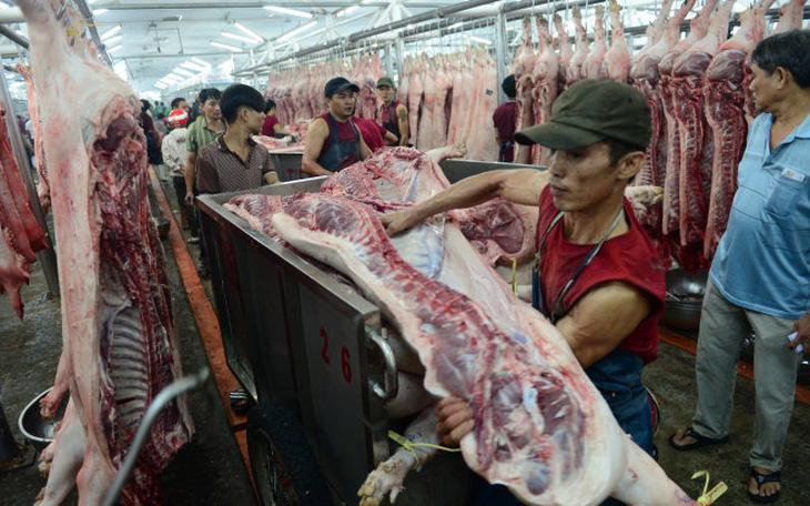 Tăng nhập khẩu để đảm bảo nguồn cung và kiểm soát giá thịt heo