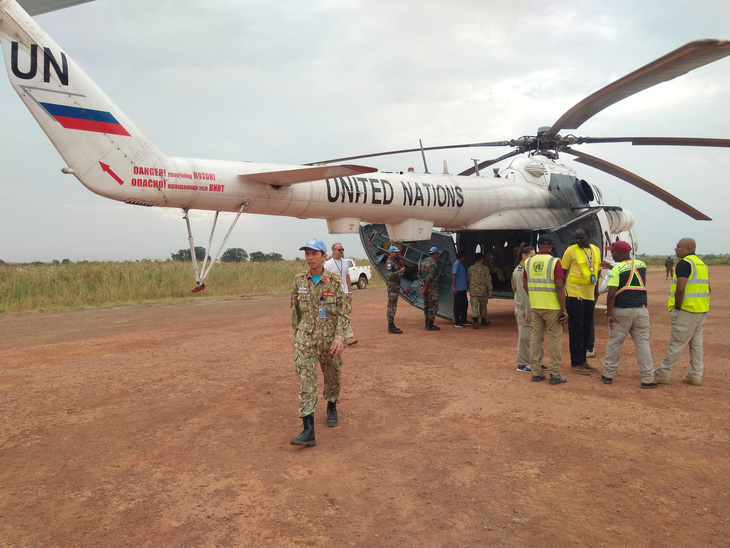 Mũ nồi xanh Việt Nam ở Nam Sudan - Kỳ 2: Đội cấp cứu đường không - Ảnh 2.