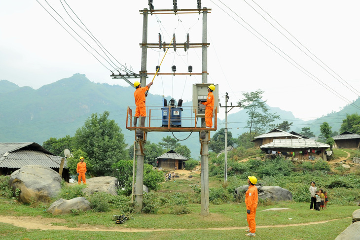 Tập đoàn EVN năm 2019 lãi 950 tỉ đồng - Ảnh 1.