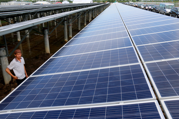 Lo điện mặt trời tiếp tục hạ giá, 27 nhà đầu tư đồng loạt gửi kiến nghị tới Thủ tướng - Ảnh 2.