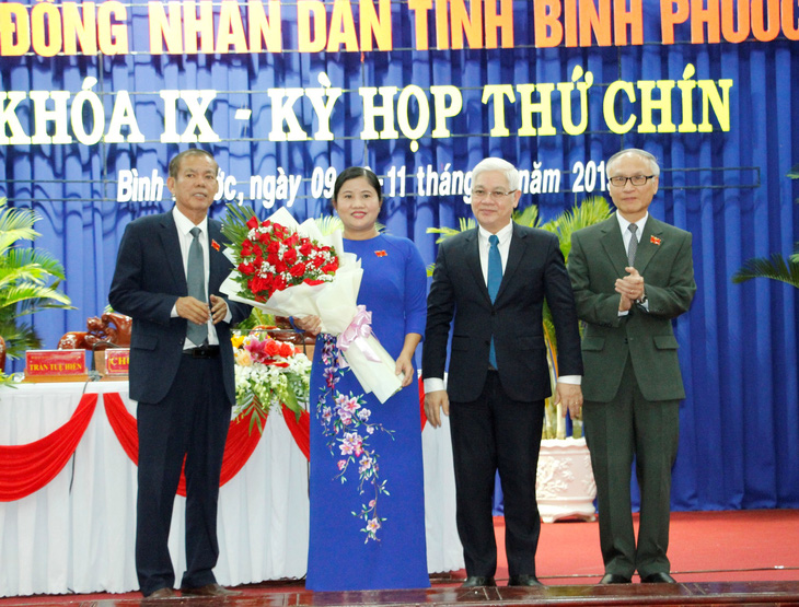 Thủ tướng phê chuẩn bà Trần Tuệ Hiền giữ chức chủ tịch UBND tỉnh Bình Phước - Ảnh 1.