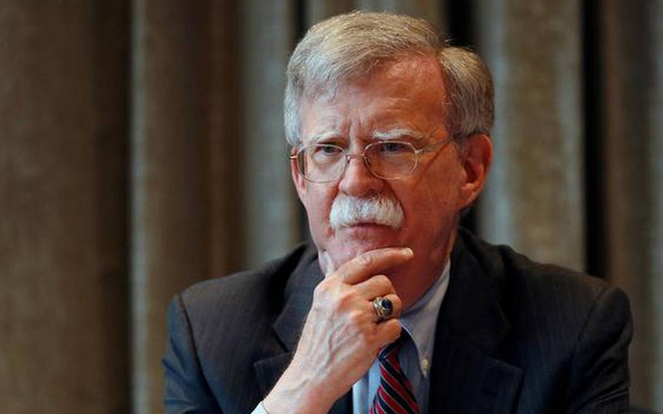 Ông John Bolton: 