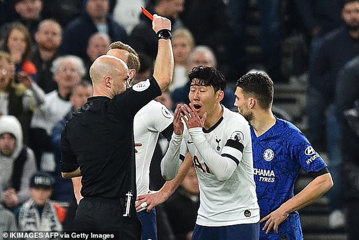 Son Heung-min bị treo giò 3 trận vì cố tình đạp vào bụng Rudiger - Ảnh 1.