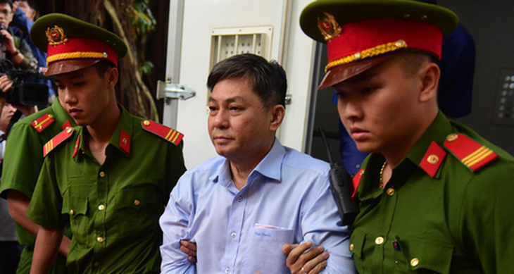 Sáng nay, xét xử ông Nguyễn Hữu Tín và 4 đồng phạm - Ảnh 2.