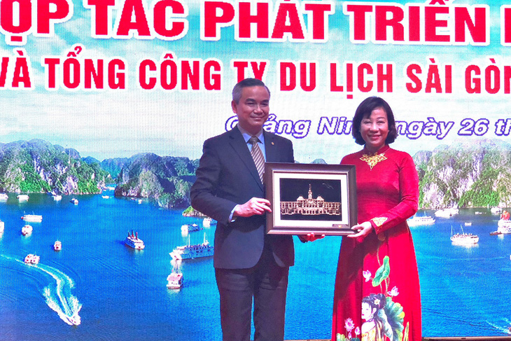 Saigontourist Group ký kết hợp tác phát triển du lịch Quảng Ninh - Ảnh 2.