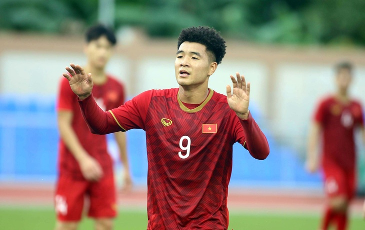 Hà Đức Chinh ghi bàn, U23 Việt Nam thắng B.Bình Dương 1-0 - Ảnh 1.