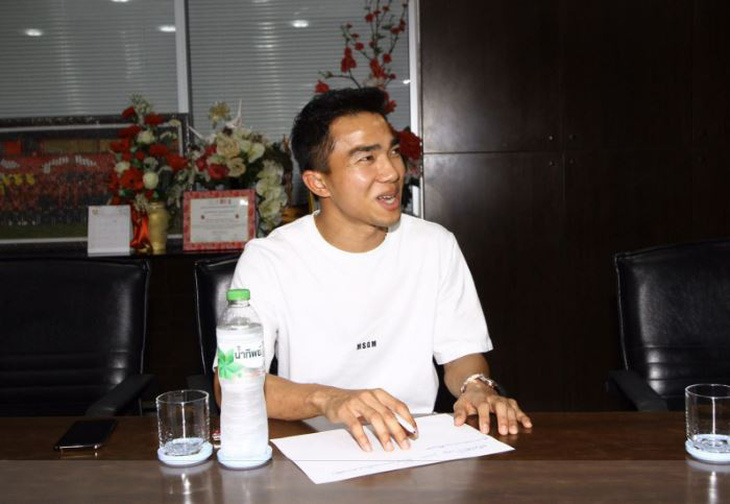 Chanathip: Thu nhập thấp khiến cầu thủ Việt Nam luôn thi đấu khát khao và kỷ luật - Ảnh 1.