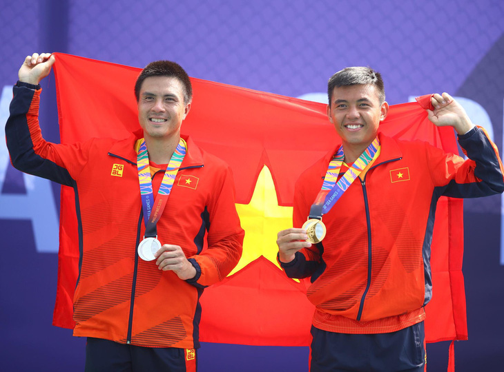 Đánh bại Daniel Nguyễn, Hoàng Nam đoạt huy chương vàng đơn nam quần vợt SEA Games 2019 - Ảnh 1.