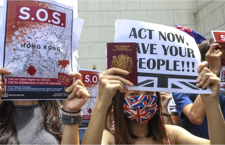 Dân Anh muốn cho người Hong Kong, còn hơn là người châu Âu, đến Anh sống - Ảnh 1.