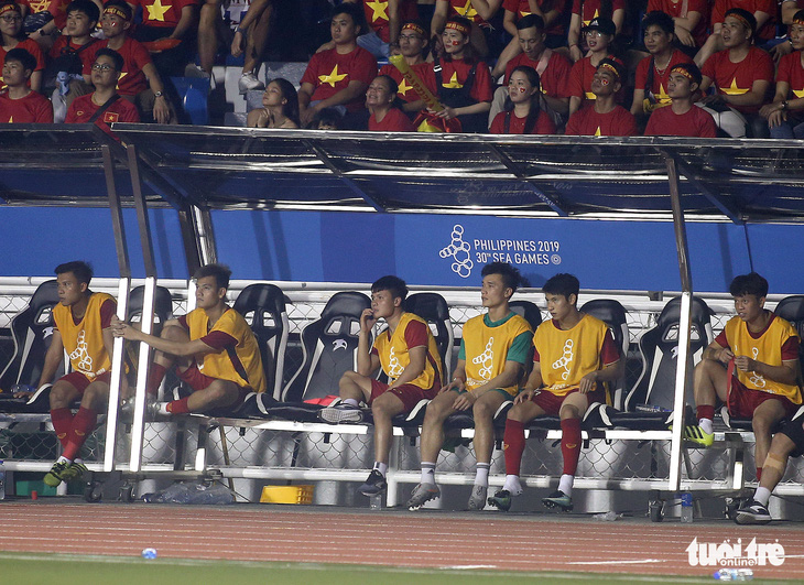 Quang Hải làm gì trong trận thắng U22 Campuchia 4-0? - Ảnh 5.