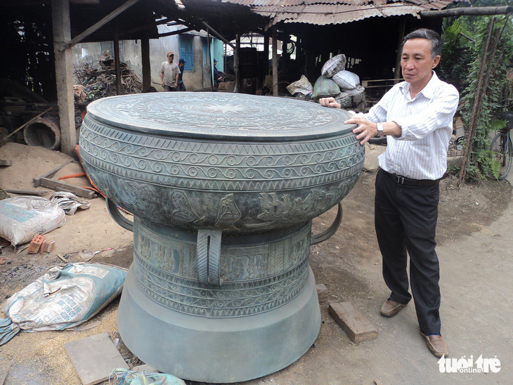Ngôi làng chuyên làm đồ đồng chưng cúng nổi tiếng nhất Điện Bàn - Ảnh 7.
