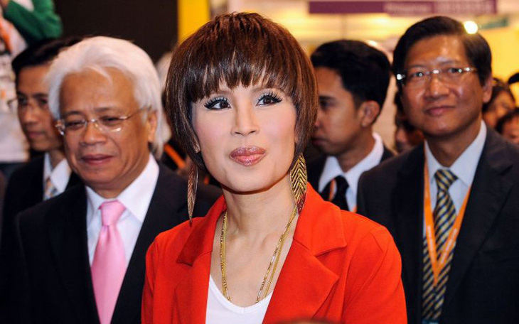 Công chúa Thái Lan xin lỗi dân sau khi bị hủy tư cách tranh cử thủ tướng