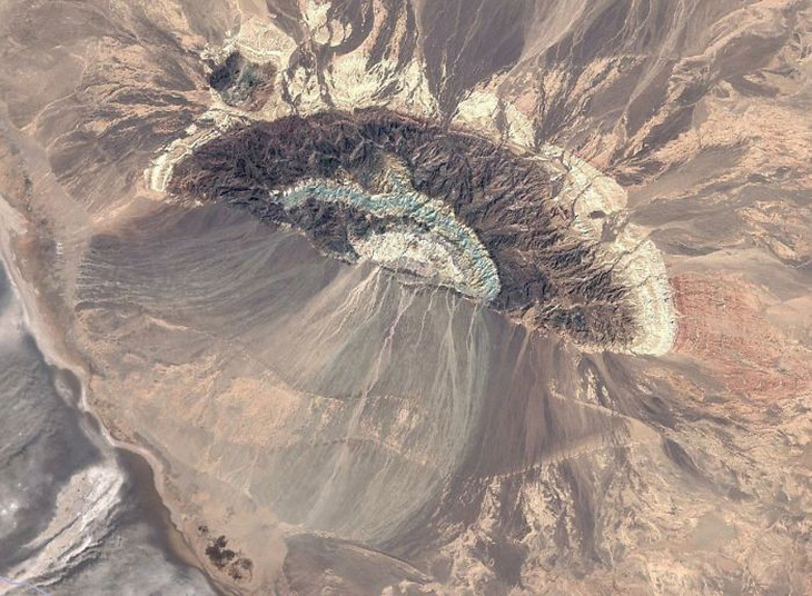 Ngắm Trái đất muôn vẻ từ Google Earth - Ảnh 5.