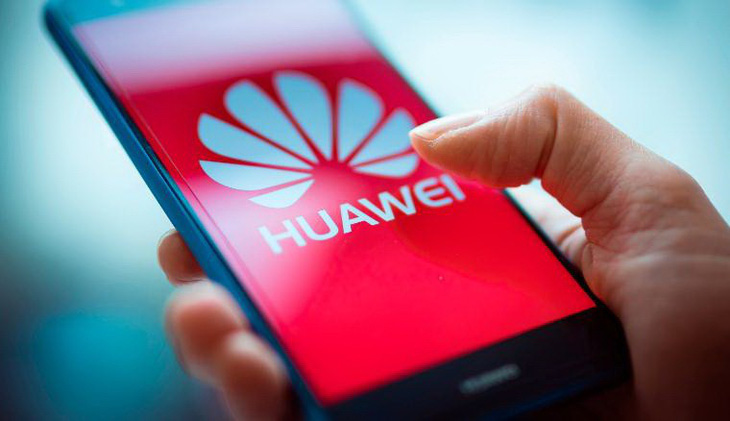 Công an Gia Lai bác tin được tặng điện thoại Huawei - Ảnh 1.