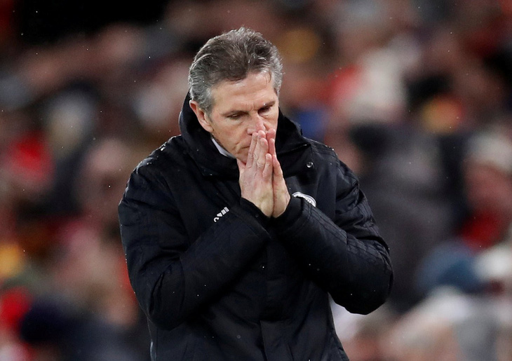 Leicester sa thải HLV Claude Puel sau trận thua đậm Crystal Palace - Ảnh 1.