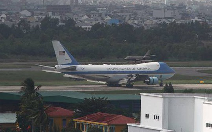 Chuyên cơ dự phòng của tổng thống Mỹ tới Đà Nẵng
