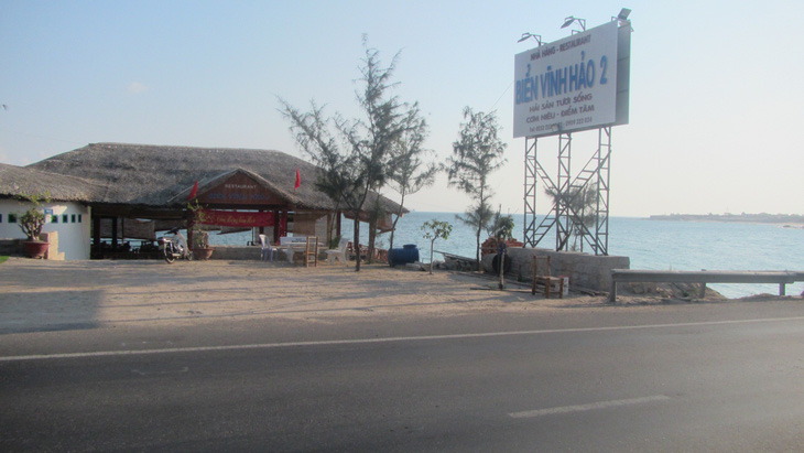 Bình Thuận chỉ đạo làm rõ vụ nhà hàng lấn bờ biển - Ảnh 1.