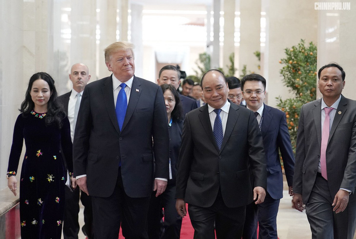 Thủ tướng Nguyễn Xuân Phúc hội kiến Tổng thống Trump - Ảnh 8.