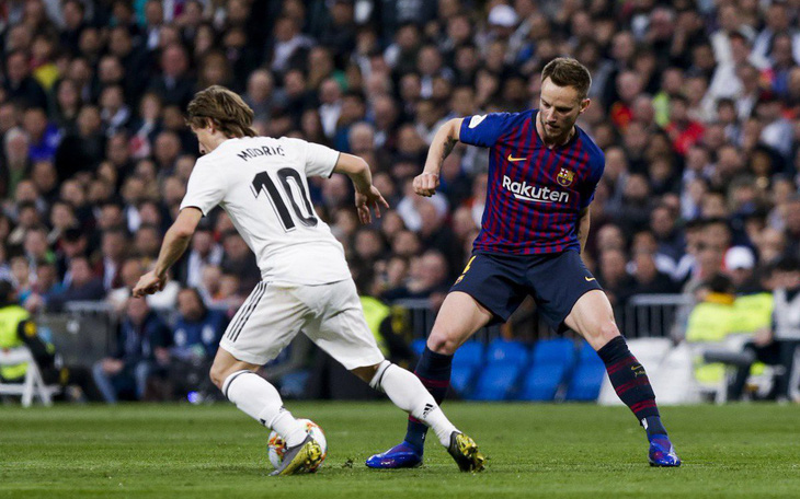 Đè bẹp Real Madrid, Barcelona vào chung kết cúp nhà vua