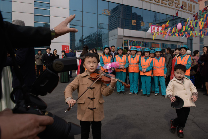 Dân Triều Tiên nô nức đi bầu cử Quốc hội - Ảnh 3.