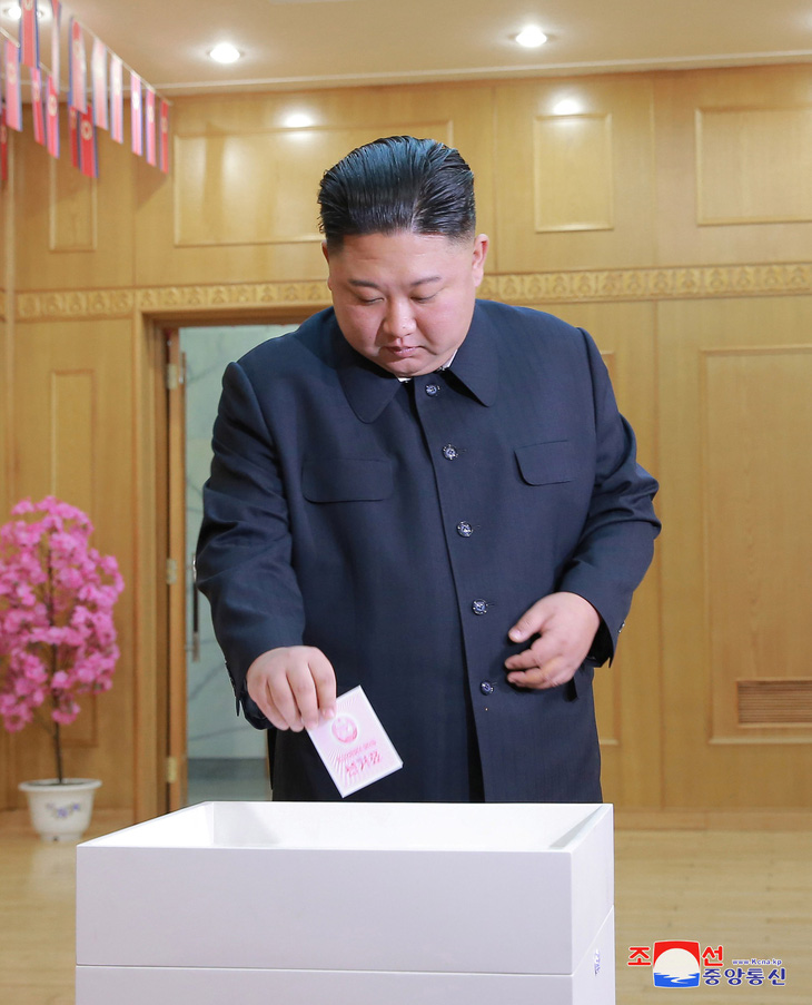 Dân Triều Tiên nô nức đi bầu cử Quốc hội - Ảnh 2.