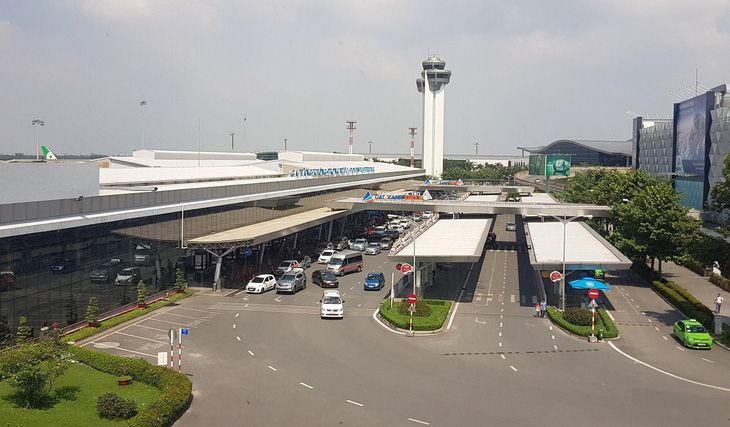 Cảng hàng không Tân Sơn Nhất đứng cuối bảng chất lượng dịch vụ - Ảnh 1.