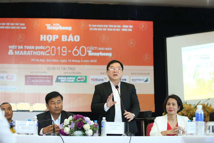 2.000 VĐV tham dự Giải Việt dã toàn quốc Báo Tiền Phong 2019 - Ảnh 1.